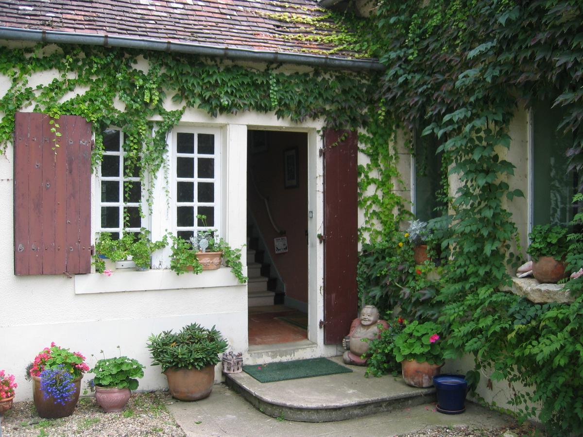 Le Canard Au Parapluie Rouge Bed and Breakfast Célon Zewnętrze zdjęcie